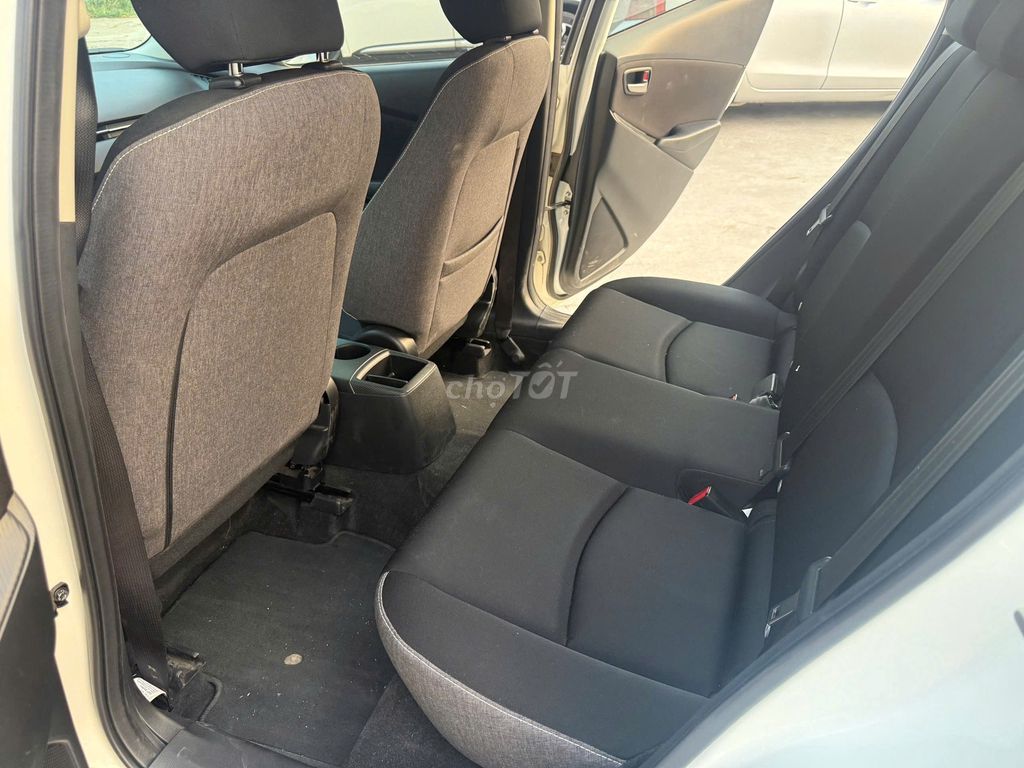 Mazda 2 AT sản xuất 2024, sơn nguyên bản 99%. Mua bán Ô tô tại Quận Long Biên Hà Nội được đăng bởi Long Biên Cars hình 13