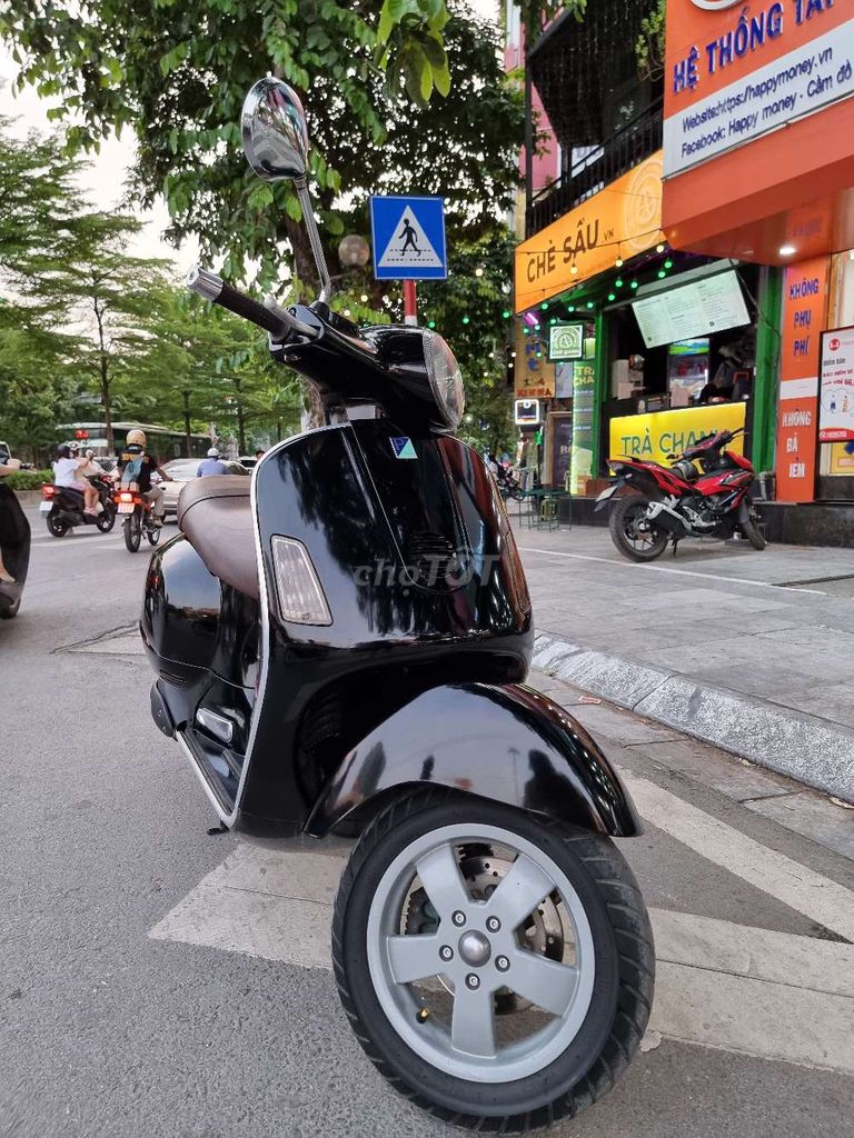 Tứ quý 1111: Vespa GT. Mua bán Xe máy tại Quận Ba Đình Hà Nội được đăng bởi Bách hình 3