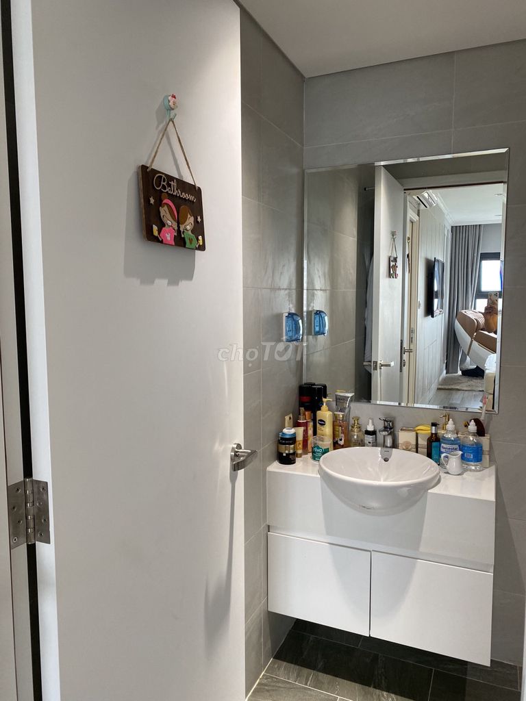 DO NHU CẦU Ở ÍT EM MUỐN BÁN CĂN 2PN2VS+1 CĂN GÓC FULL ĐỒ GIÁ 3 TỶ250TR. Mua bán Căn hộ/Chung cư tại Huyện Gia Lâm Hà Nội được đăng bởi Thanh Thảo hình 9