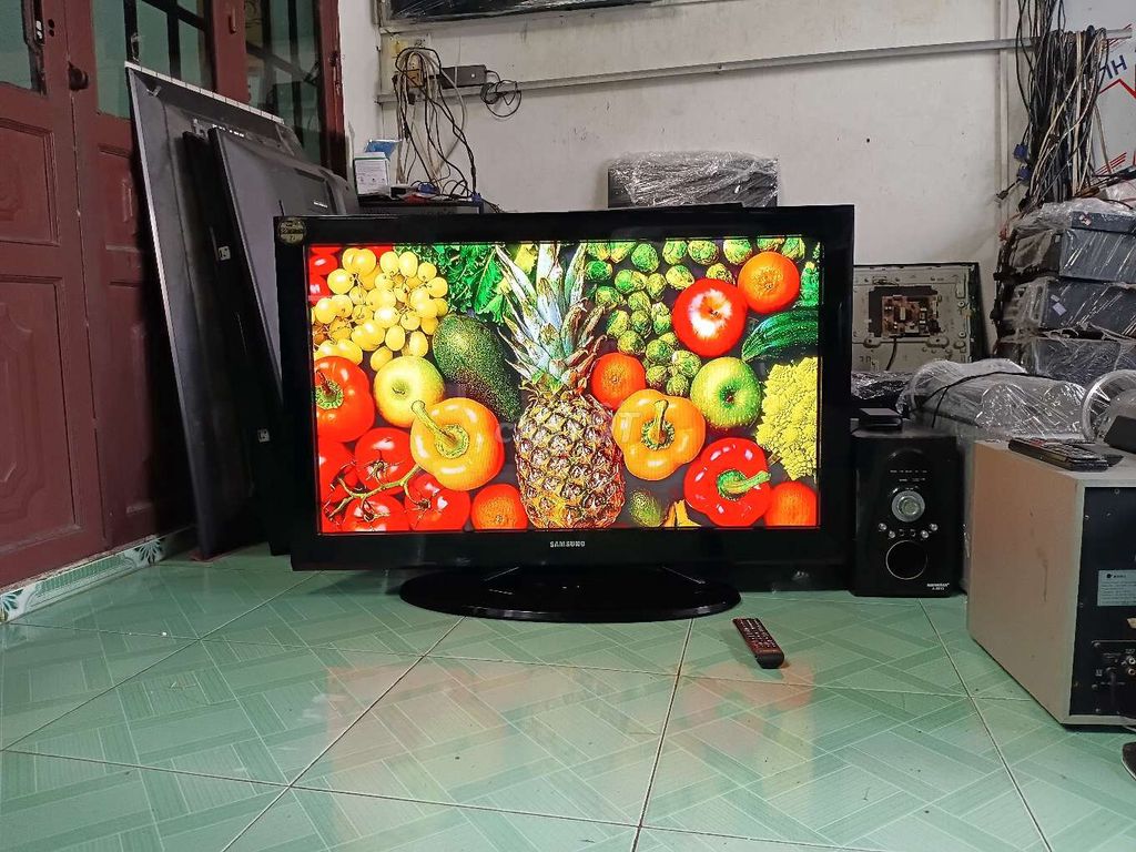 Tivi Samsung 43 in ÍT DÙNG Sáng Đẹp Như Mới . Mua bán Tivi, Âm thanh tại Thành phố Biên Hòa Đồng Nai được đăng bởi Nguyên Trung hình 1