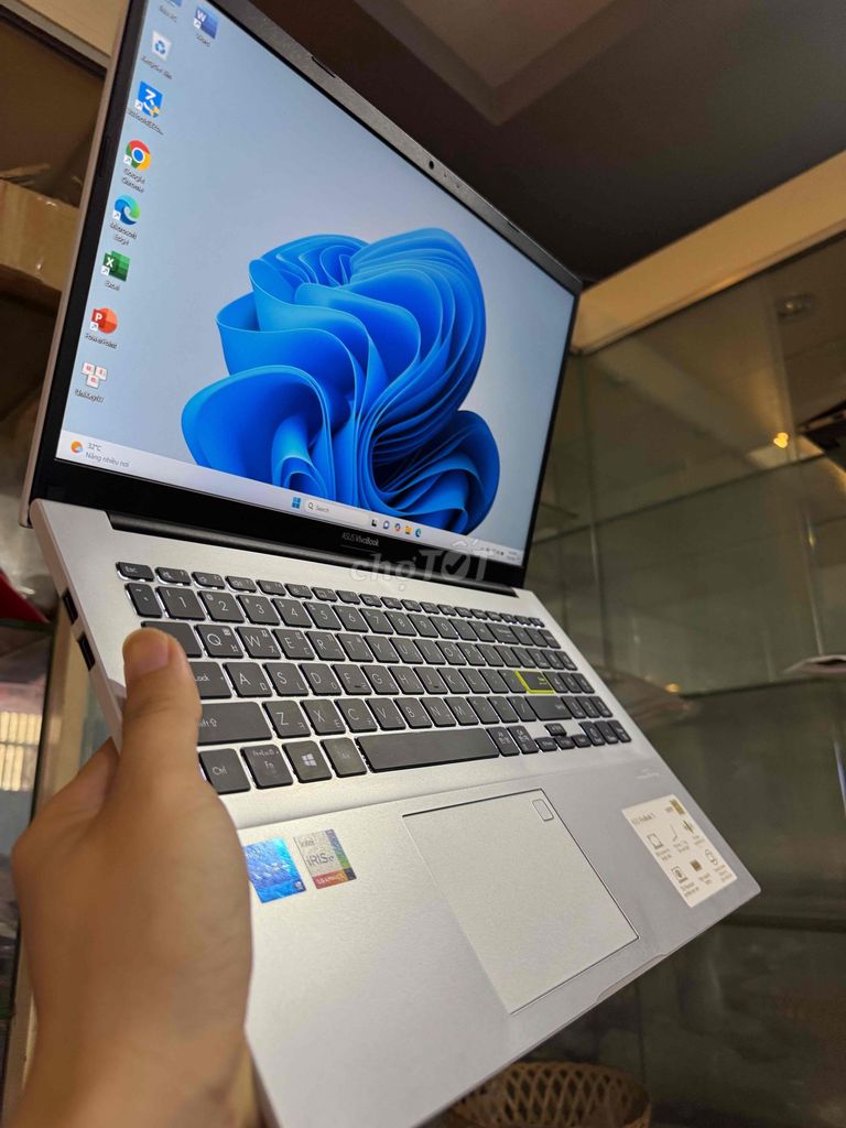 Asus Vivobook X513EA i5 15.6 inch 8GB/256GB Bạc. Mua bán Laptop tại Quận Gò Vấp Tp Hồ Chí Minh được đăng bởi Thanh lí cầm đồ hình 1