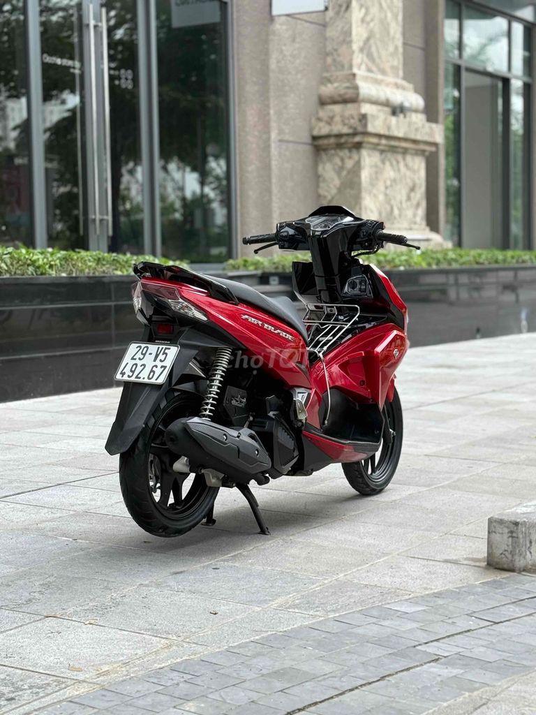 Air blade 125 Smartkey đẹp nguyên bản đi ít. Mua bán Xe máy tại Quận Ba Đình Hà Nội được đăng bởi Xe Máy Nam Thi hình 9