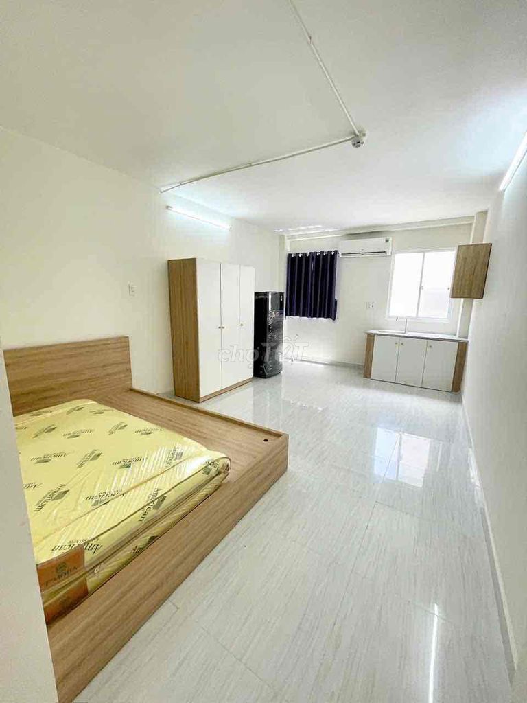 Аренда · 1 комн. · 35 м² · Quận 4, ул. Đường Đoàn Văn Bơ