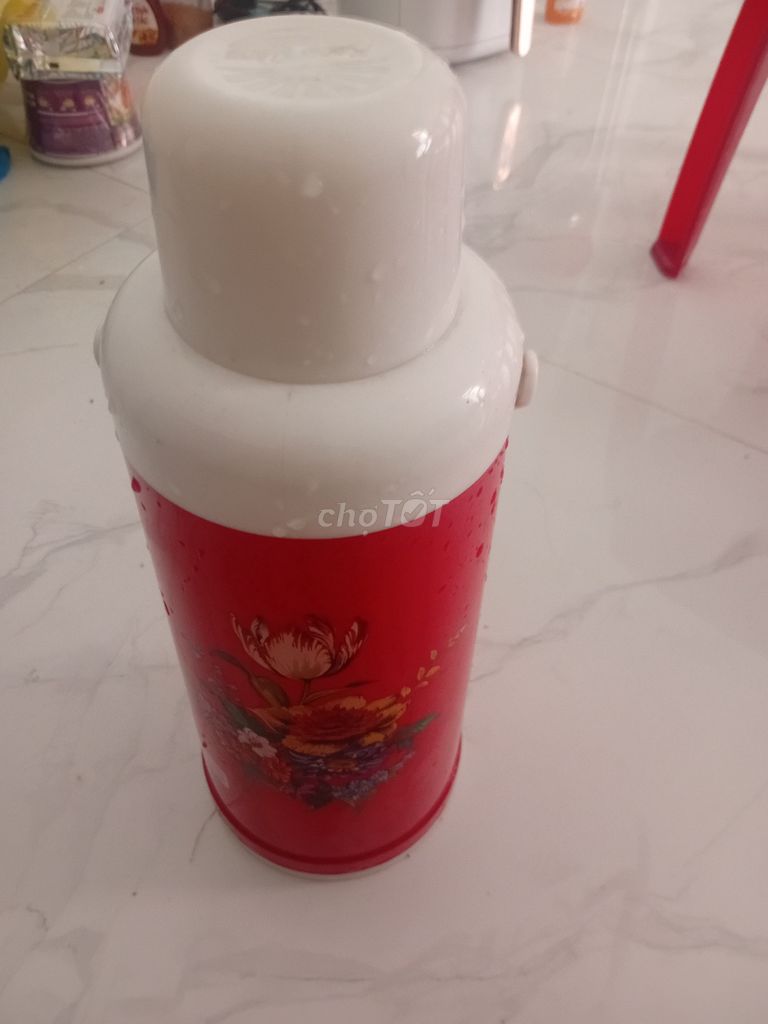 Bình giữ nhiệt Đỏ, Trắng Mới 99%. Mua bán Dụng cụ nhà bếp tại Thành phố Thủ Dầu Một Bình Dương được đăng bởi Cuong đồ nhật hình 1