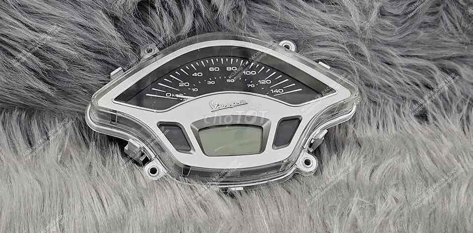 choá đèn led trước + đồng hồ piaggio vespa sprint. Mua bán Phụ tùng xe tại Quận 8 Tp Hồ Chí Minh được đăng bởi Hưởng hình 3