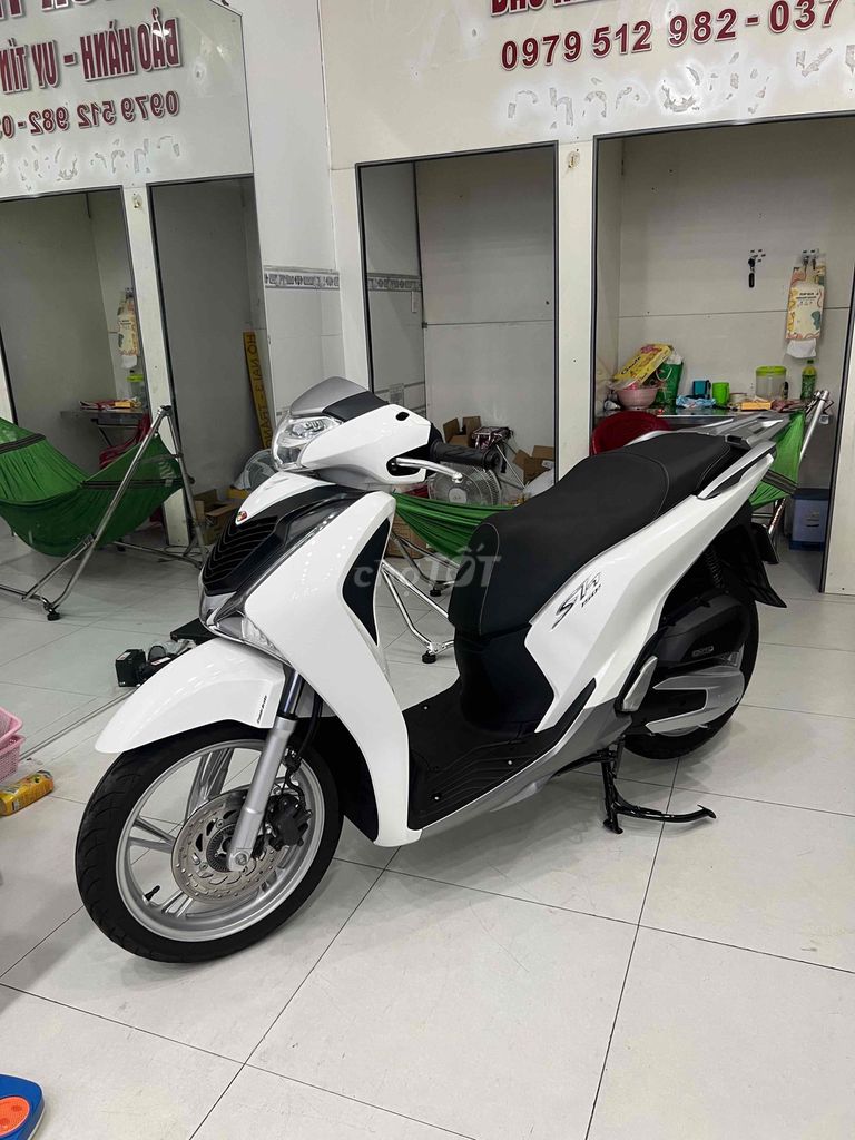 Honda SH 150 ABS 2019 Trắng. Mua bán Xe máy tại Huyện Trảng Bom Đồng Nai được đăng bởi cửa hàng xe máy Trần Sơn  hình 5
