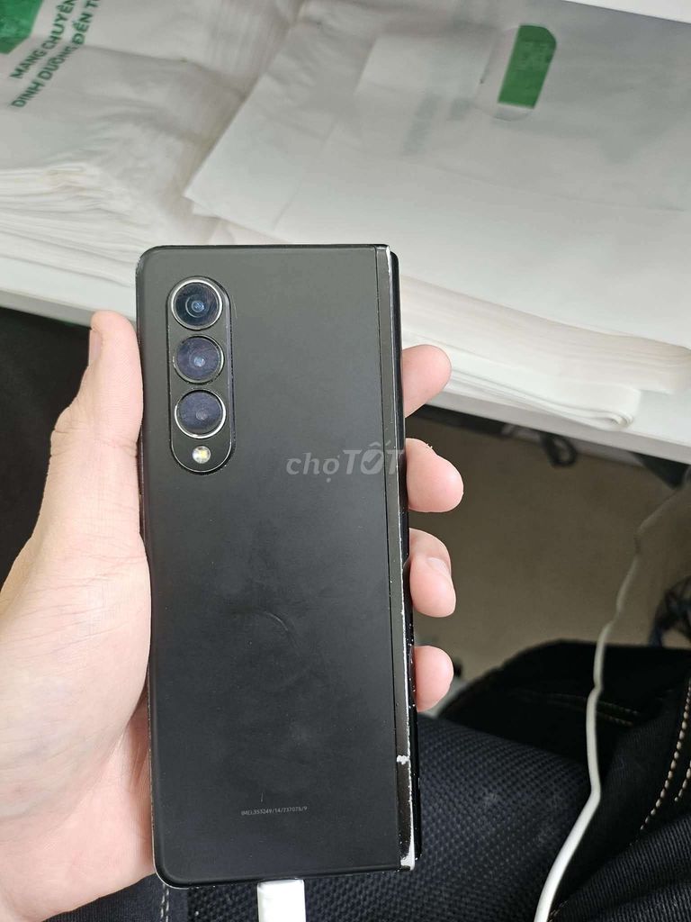 Samsung Z Fold 3 Đen Hỏng màn hình trong. Mua bán Điện thoại tại Quận Bắc Từ Liêm Hà Nội được đăng bởi Piter hình 1