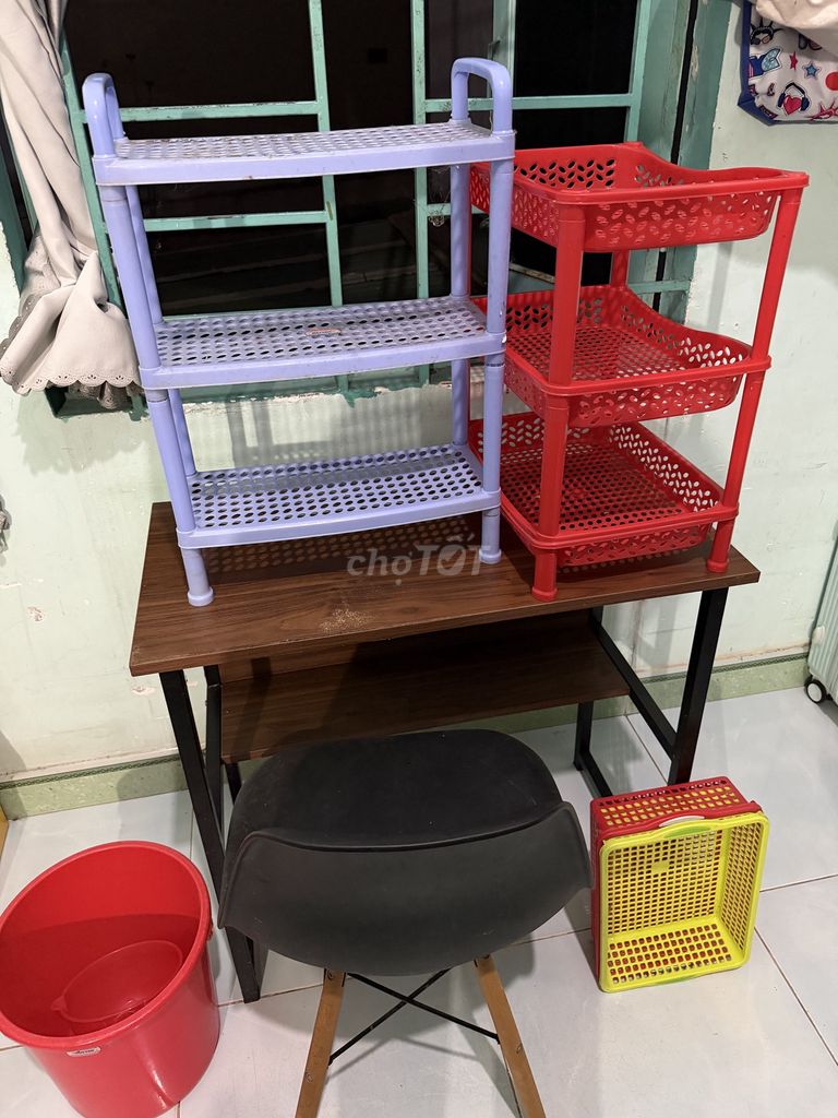 Bộ bàn ghế Gỗ, Nhựa Nhiều màu. Mua bán Bàn ghế tại Quận Tân Bình Tp Hồ Chí Minh được đăng bởi Vũ Thị Thu Phương hình 1
