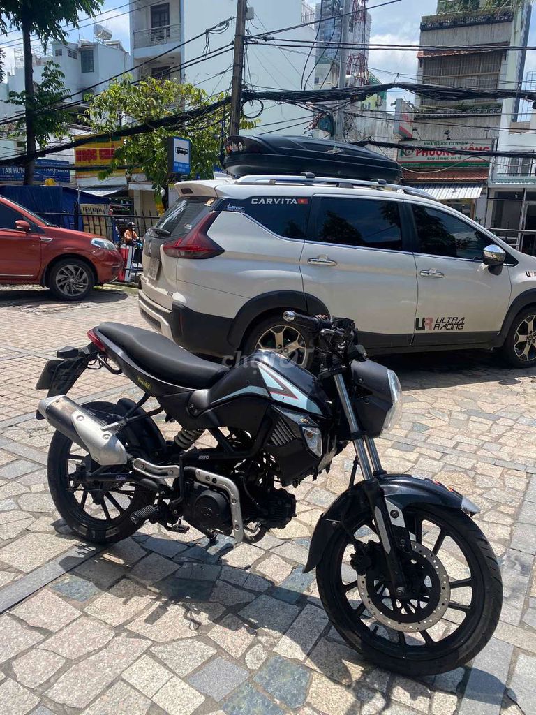 Автомобиль Kymco объемом 50 куб. см