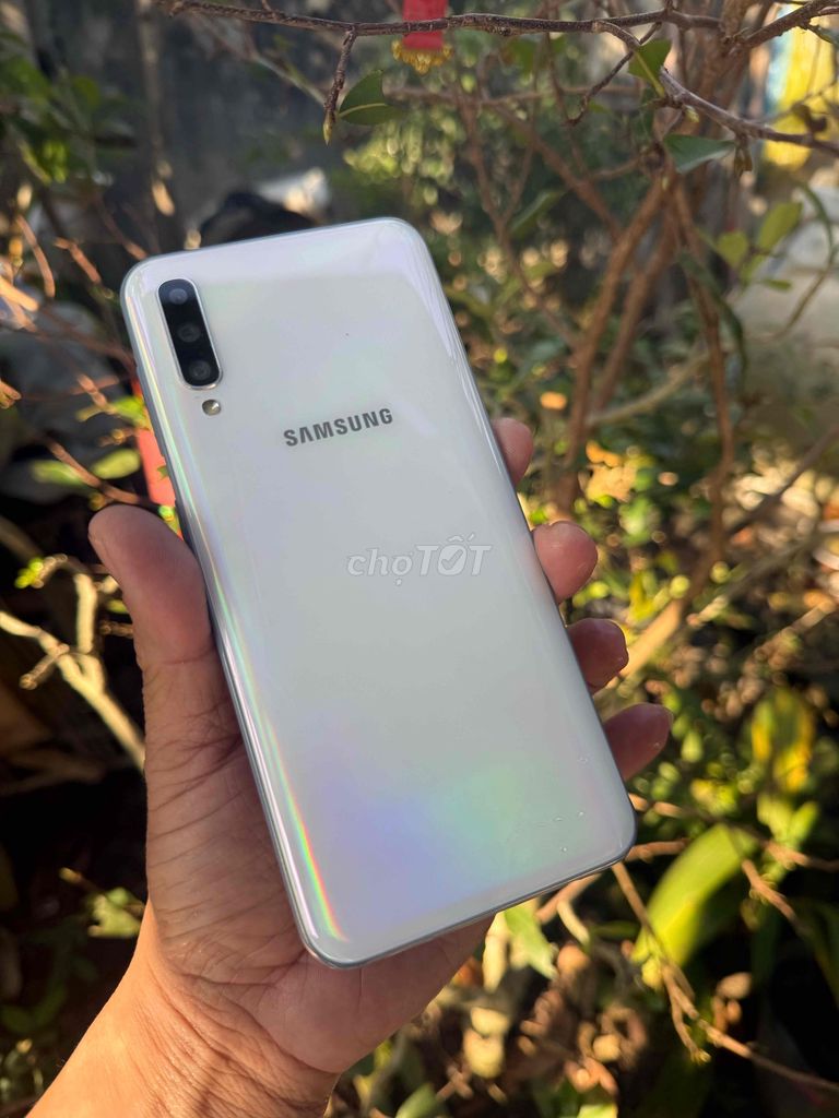 Samsung A50 rin. Mua bán Điện thoại tại Quận Cẩm Lệ Đà Nẵng được đăng bởi Mylinh hình 1
