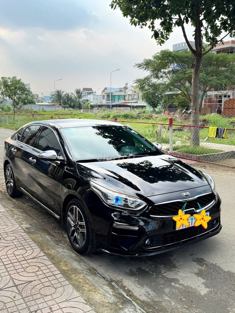 Kia Cerato 2019 Deluxe 1.6 AT 45.000 km. Mua bán Ô tô tại Quận 3 Tp Hồ Chí Minh được đăng bởi Nguyễn Thanh Hưng hình 20