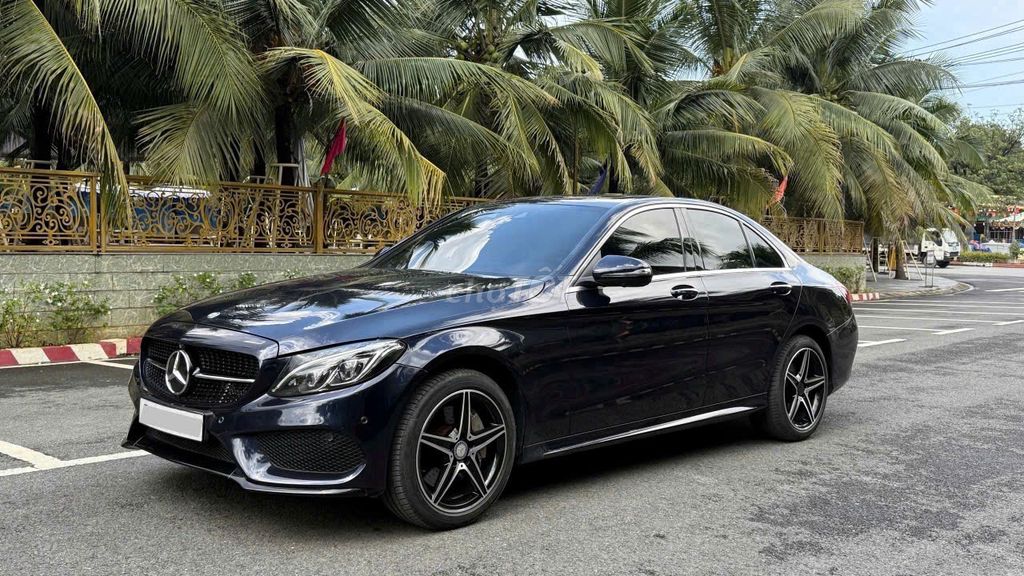 Mercedes Benz C300 AMG 2016 - 90000 km. Mua bán Ô tô tại Thành phố Thủ Dầu Một Bình Dương được đăng bởi trần thị khánh huyền  hình 6