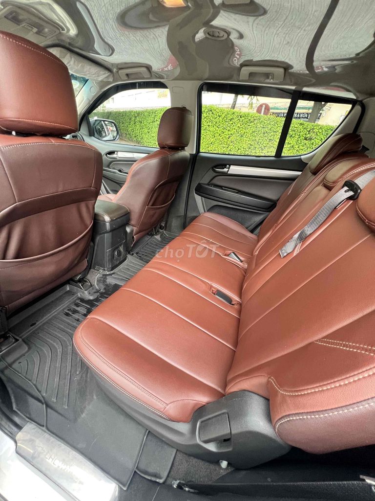 Chevolet Trablaizer 2018 Tự Động Dầu 4x2. Mua bán Ô tô tại Thành phố Thủ Đức Tp Hồ Chí Minh được đăng bởi Anh Việt hình 10