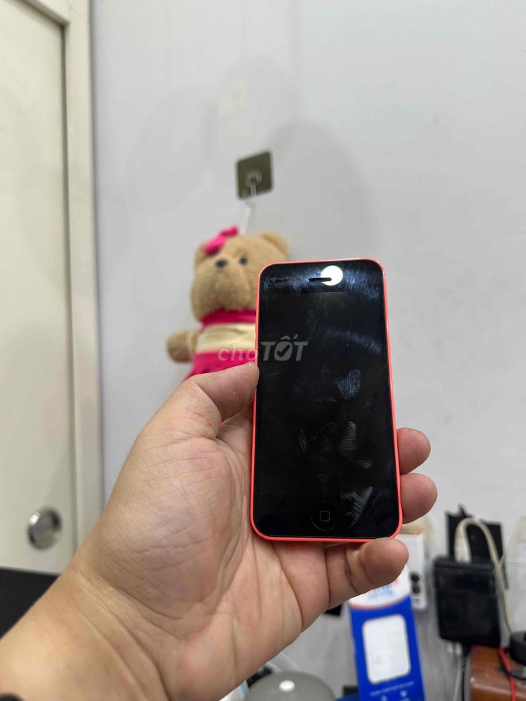 Điện thoại Apple iPhone 5c 16GB Hồng 99%. Mua bán Điện thoại tại Quận Tân Phú Tp Hồ Chí Minh được đăng bởi QUEEN MOBILE 2 hình 1