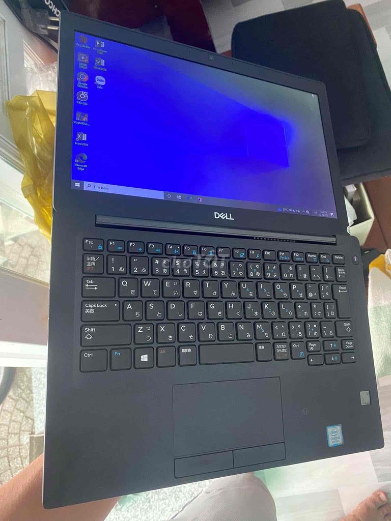 Laptop Dell Latitude 7290 i5 bỏ cóp xe, pin 5 giờ