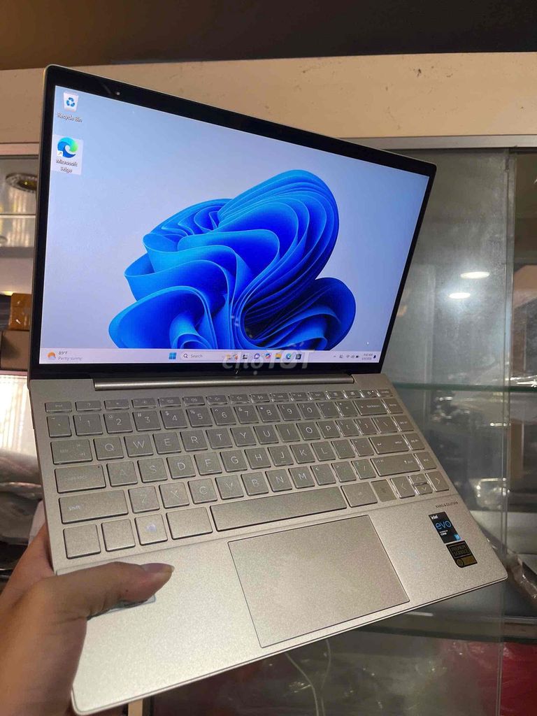 Thanh lý Laptop Hp envy văn phòng. Mua bán Laptop tại Quận Gò Vấp Tp Hồ Chí Minh được đăng bởi Thanh lí cầm đồ hình 1