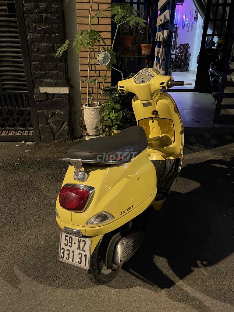 Vespa LX 150 - Biển số cute 331.31. Mua bán Xe máy tại Quận Gò Vấp Tp Hồ Chí Minh được đăng bởi Tony hình 1