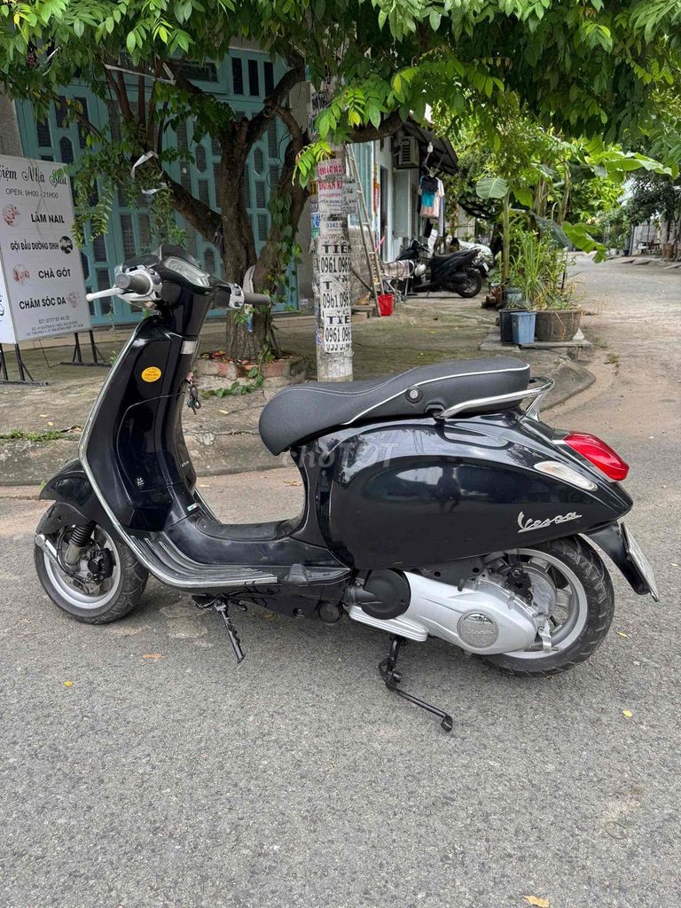 cần bán xe vespa 2015 giá 20tr. Mua bán Xe máy tại Thành phố Dĩ An Bình Dương được đăng bởi Hoang hai hình 2