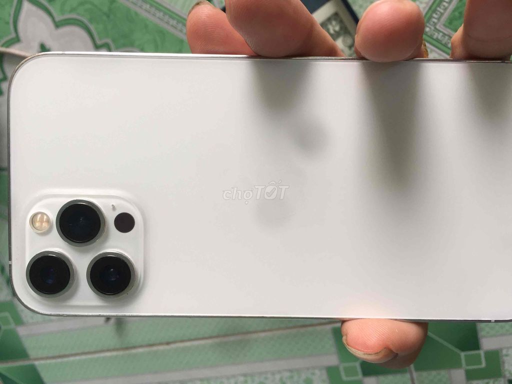 iPhone 12 Pro Max Trắng. Mua bán Điện thoại tại Huyện Thủ Thừa Long An được đăng bởi Ah Sĩn Slingshot hình 1