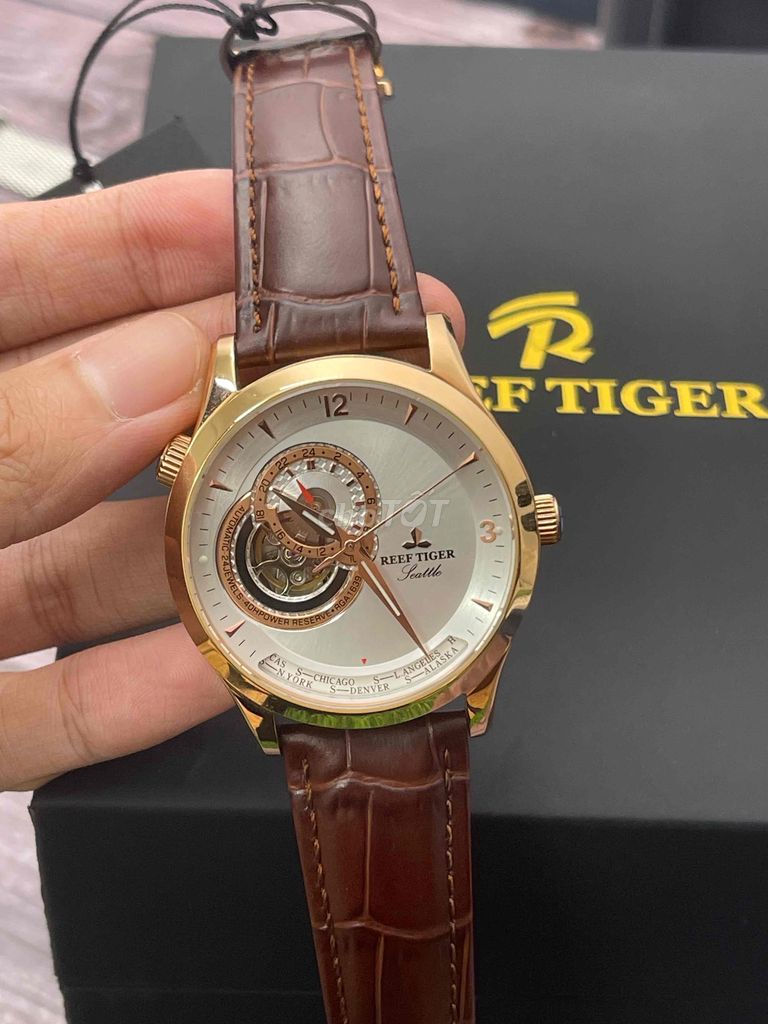 Đồng hồ cơ tự động Reef Tiger chính hãng bh 3 năm