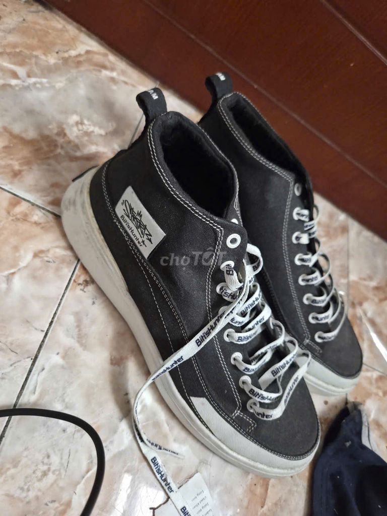 Giày thể thao Bitis Hunter Đen Unisex s41. Mua bán Giày dép tại Quận 1 Tp Hồ Chí Minh được đăng bởi PhucLong hình 1