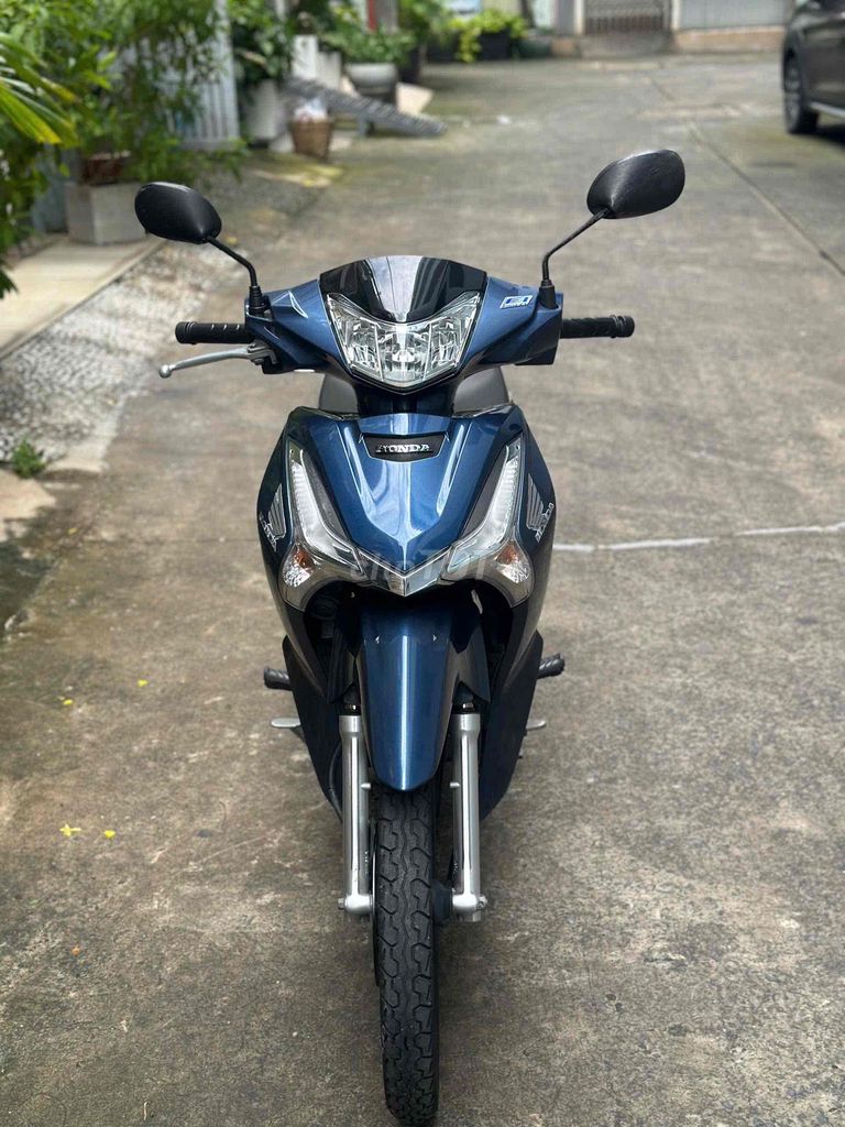 Honda Future синий 2019 г., хошиминские номера, документы на владельца