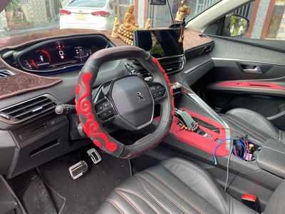 Peugeot 5008 2023 Premium - 6000 km. Mua bán Ô tô tại Quận Hải Châu Đà Nẵng được đăng bởi Nguyen cuong