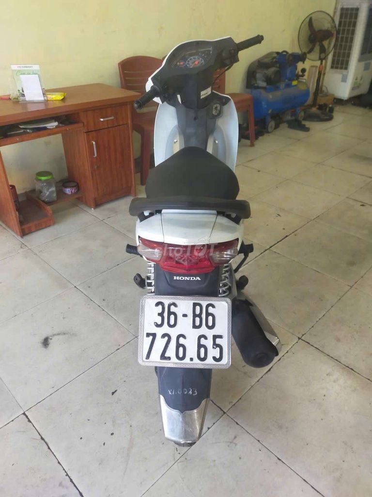 Cần bán máy zin êm chất chính chủ. Mua bán Xe máy tại Huyện An Dương Hải Phòng được đăng bởi Trần Oanh hình 4