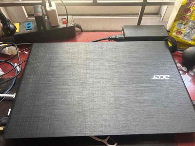 Acer Aspire E5-573 i5-5200U 8GB/128GB