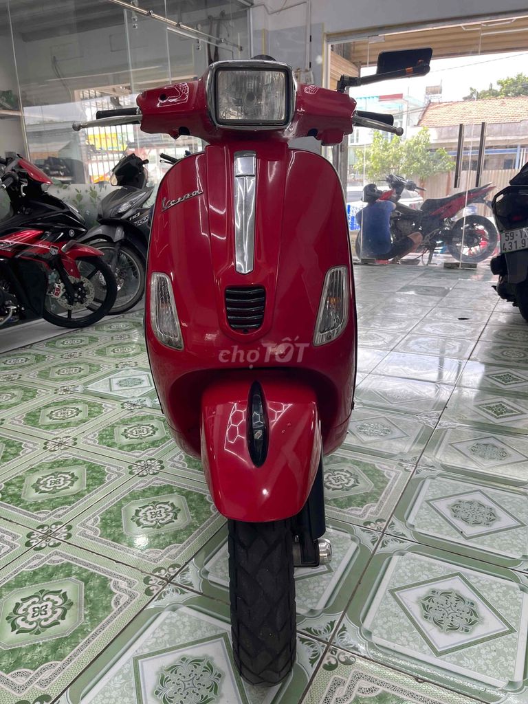 Piaggio Vespa S 125 3vie Đỏ. Mua bán Xe máy tại Thành phố Dĩ An Bình Dương được đăng bởi Xe Máy Cũ Tiền Trang hình 2