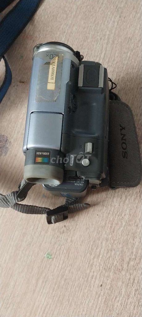 Máy quay phim Sony DCR-TRV22E Bạc Carl Zeiss. Mua bán Máy ảnh, Máy quay tại Huyện Bình Chánh Tp Hồ Chí Minh được đăng bởi Trần Đạt Phát hình 1