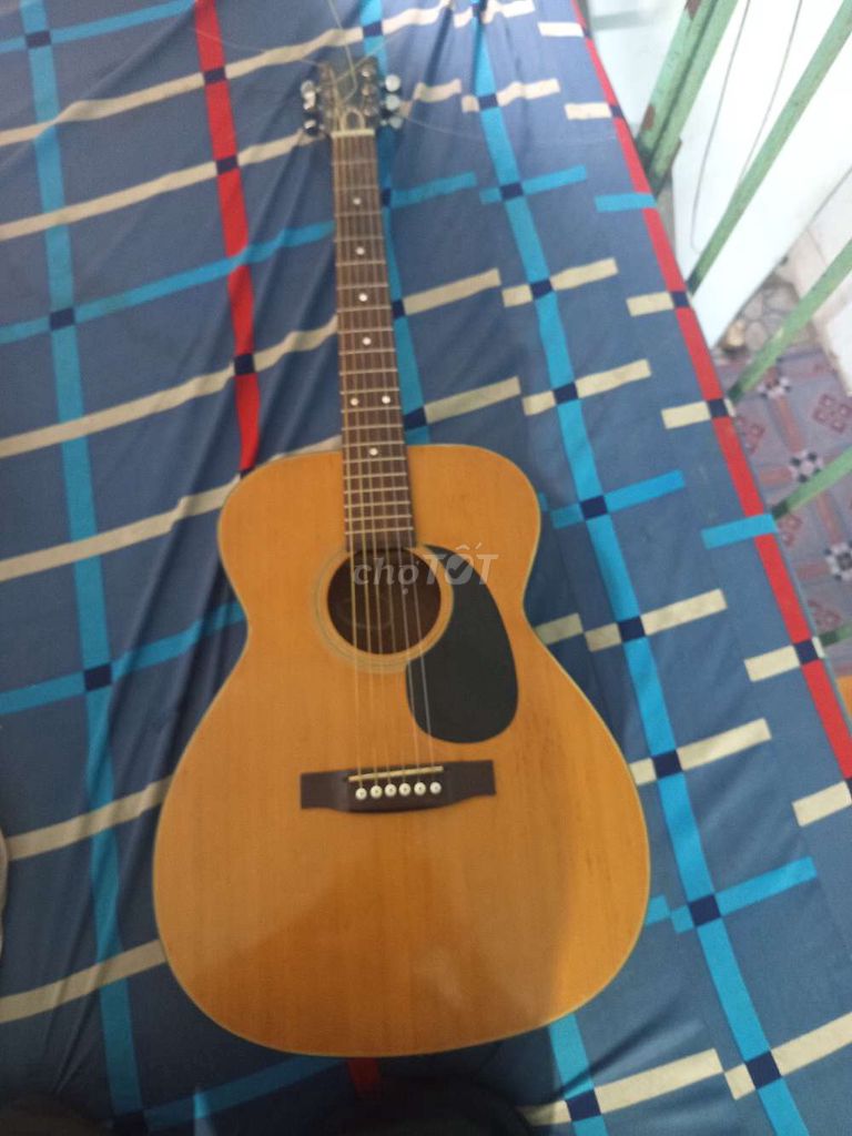 Đàn guitar acoustic gỗ Nâu gỗ. Mua bán Nhạc cụ tại Thành phố Biên Hòa Đồng Nai được đăng bởi Vương hình 1