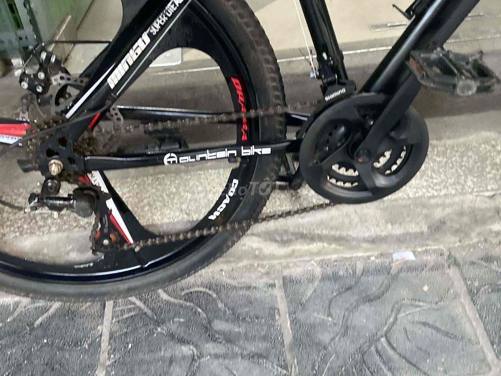 Xe đạp thể thao Taiwan Lazang đi nhẹ bền tốt. Mua bán Xe đạp tại Quận Hai Bà Trưng Hà Nội được đăng bởi dung 50 thịnh yên hình 2