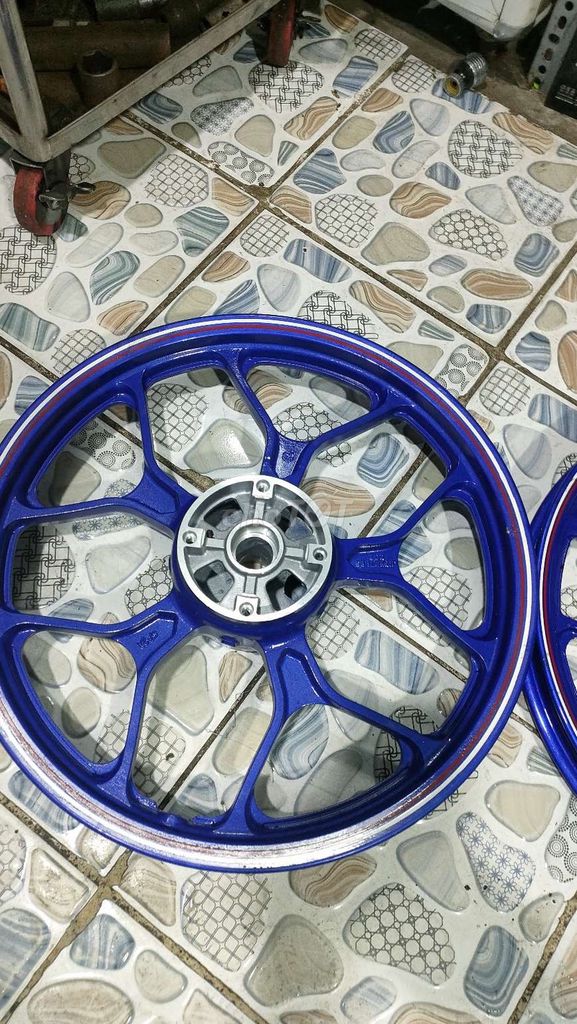 Mâm xe máy Exciter 135 Xanh Hợp kim Mới. Mua bán Phụ tùng xe tại Quận Bình Tân Tp Hồ Chí Minh được đăng bởi Trịnh Điệp hình 4