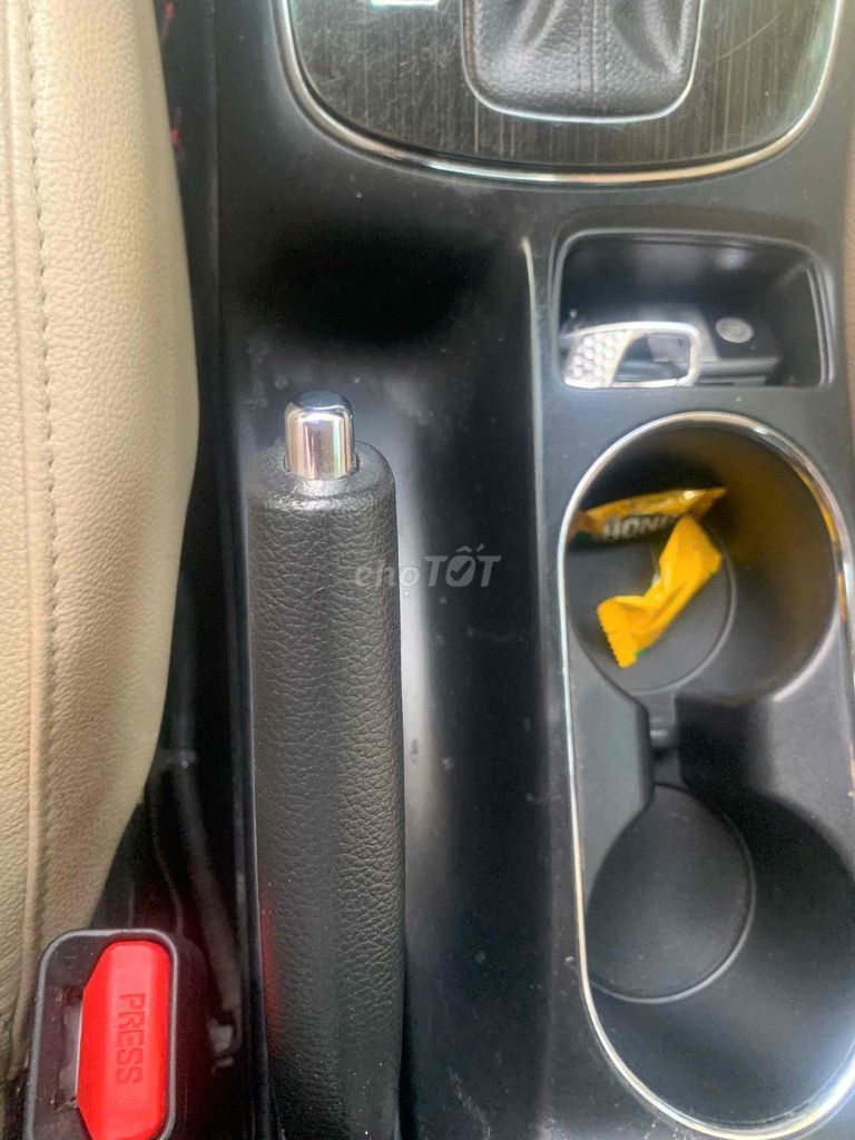 Kia Cerato 2.0 AT phiên bản cao cấp nhất Premium. Mua bán Ô tô tại Thành phố Biên Hòa Đồng Nai được đăng bởi CH xe máy Trần Na Na hình 16