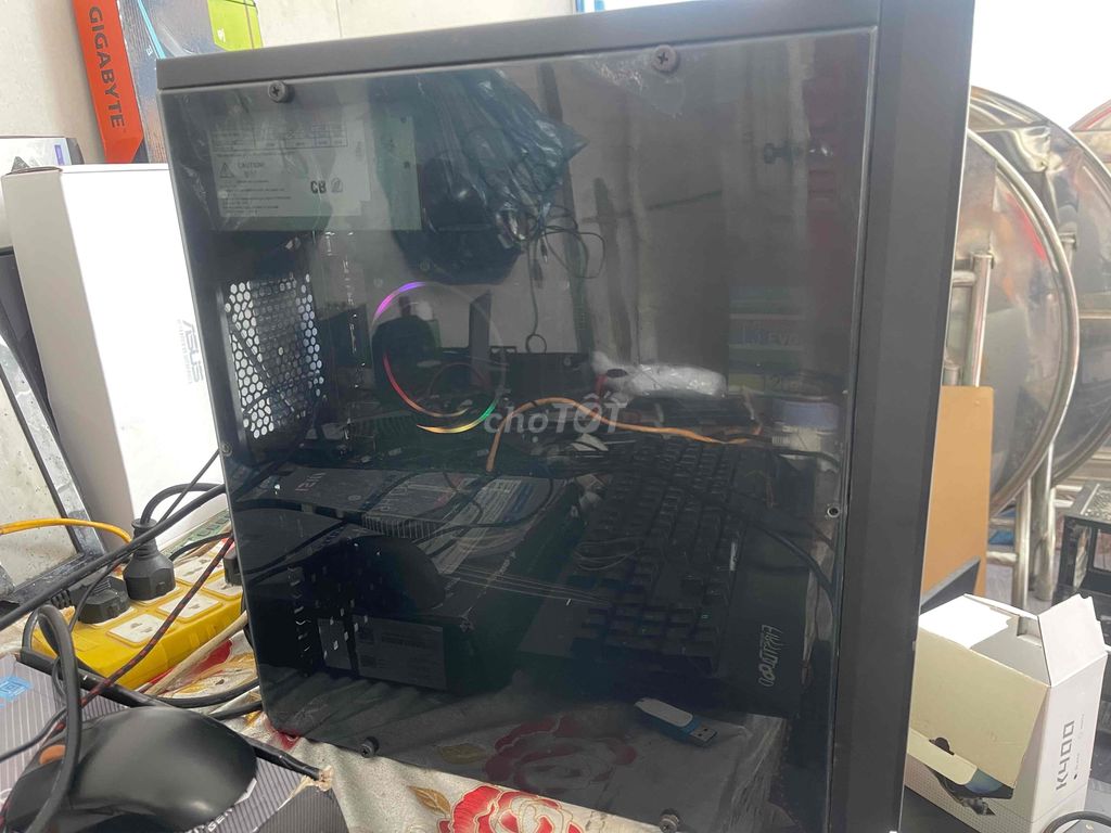 Thanh lý con pc gaming cho ae 750ti. Mua bán Máy tính để bàn tại Thành phố Rạch Giá Kiên Giang được đăng bởi TAK hình 3