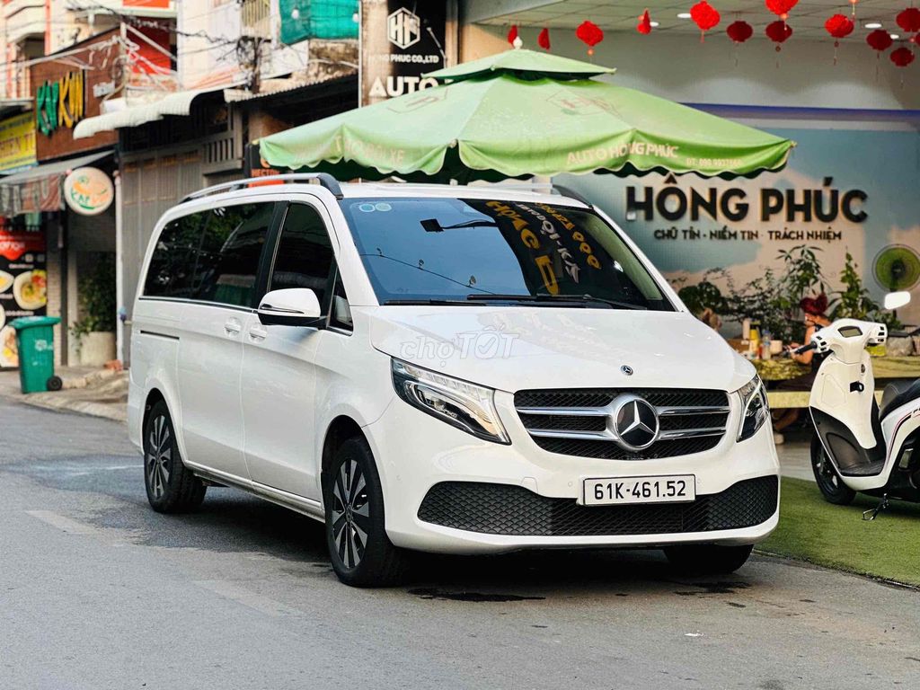 Mercedes Benz V250 Luxury Model 2022