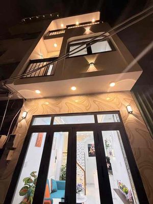 Bán nhà mới hoàn thiện, vị trí đẹp gần chợ, trường hộng.
