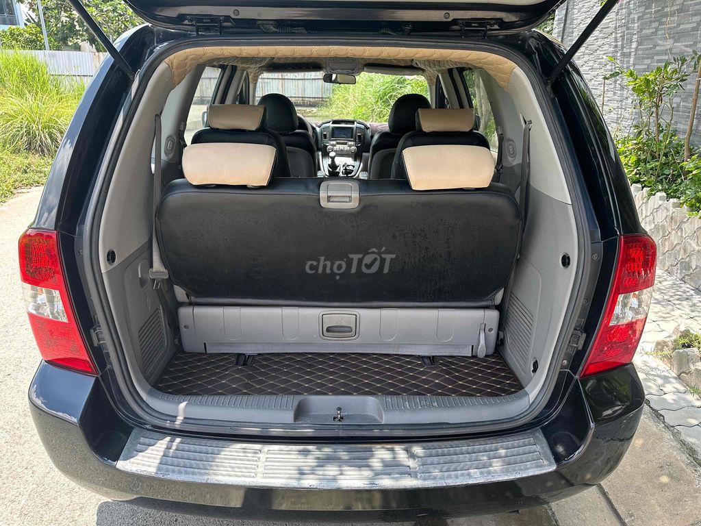 Kia Carnival 2010 - 155 km đời 2010 fom mới xe đẹp. Mua bán Ô tô tại Quận 8 Tp Hồ Chí Minh được đăng bởi Nguyễn Văn Tâm hình 14