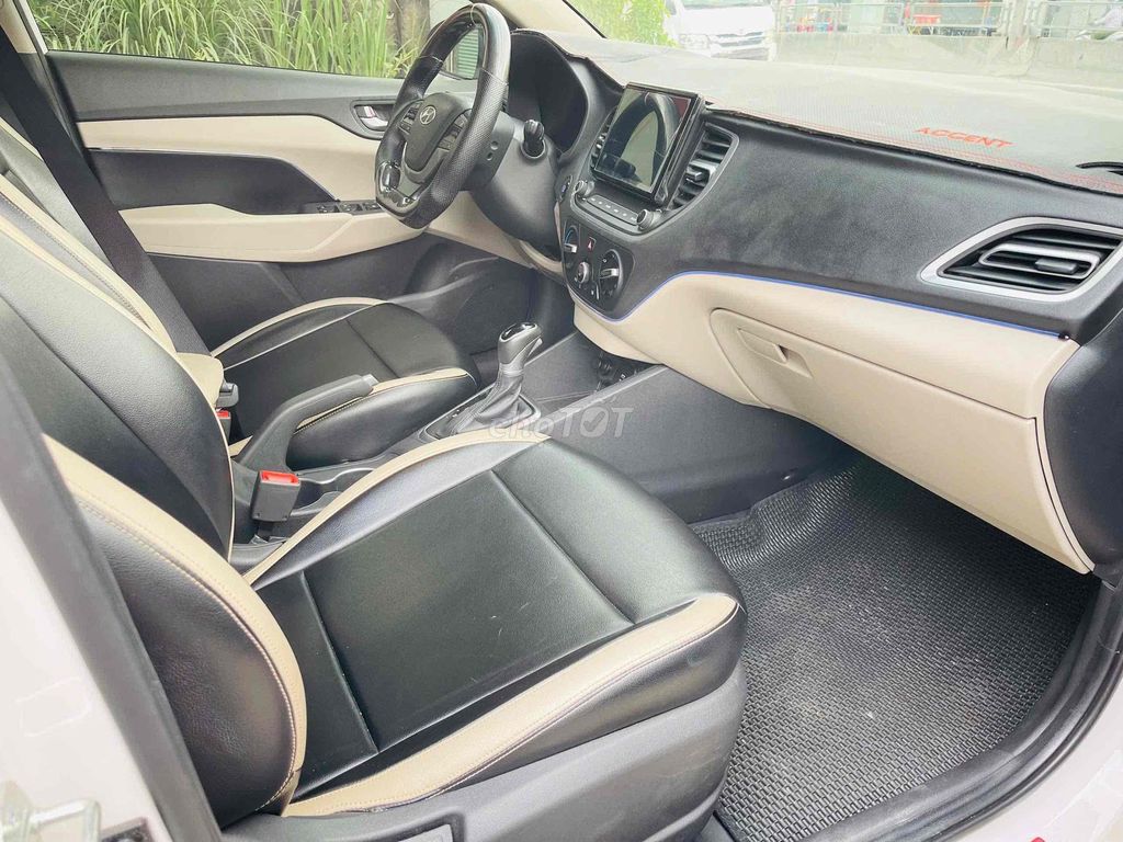 Hyundai Accent 2023 1.4 AT - 44000 km. Mua bán Ô tô tại Quận 3 Tp Hồ Chí Minh được đăng bởi Lâm Nhật hình 7
