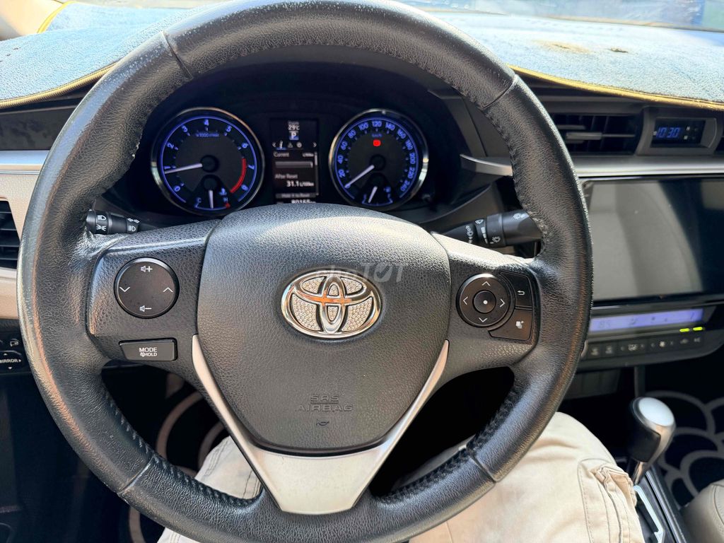 Toyota Corolla Altis 2016 1.8G Bạc. Mua bán Ô tô tại Quận 8 Tp Hồ Chí Minh được đăng bởi Minh Phúc hình 15