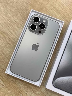 iPhone 15 Pro 256 Tự Nhiên 99% Fullbox. Mua bán Điện thoại tại Quận Thanh Khê Đà Nẵng được đăng bởi My 