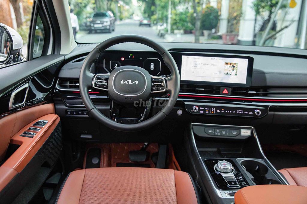 Kia Carnival Signature 2.2D form 2025 lướt 12k km. Mua bán Ô tô tại Quận Gò Vấp Tp Hồ Chí Minh được đăng bởi Kính Đặng Ô Tô Lướt hình 14