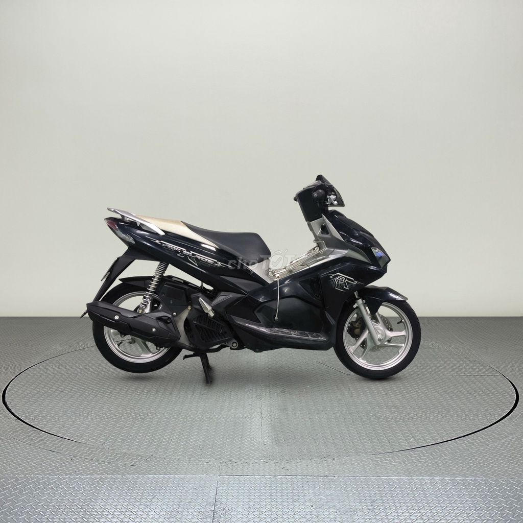 HONDA AIRBLADE SMARTKEY ĐẸP KENG CHUẨN ZIN. Mua bán Xe máy tại Quận Cầu Giấy Hà Nội được đăng bởi iMotorbike Hà Nội hình 4