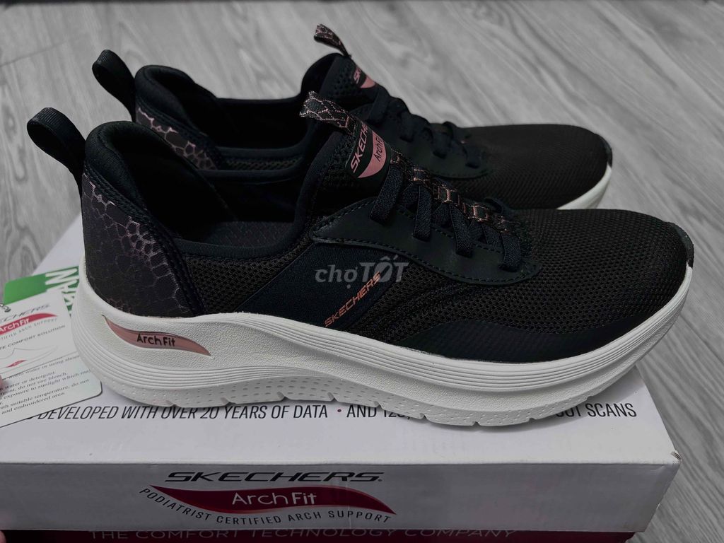 Giày thể thao Skechers Arch Fit 2.0 Nữ. Mua bán Giày dép tại Quận 10 Tp Hồ Chí Minh được đăng bởi Nguyễn thị bích hạnh hình 1