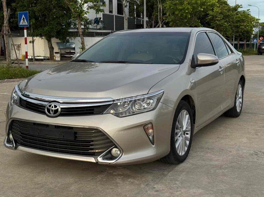 Toyota Camry Sedan 2018 Màu Vàng. Mua bán Ô tô tại Thành phố Hải Dương Hải Dương được đăng bởi Vũ Quyền hình 1