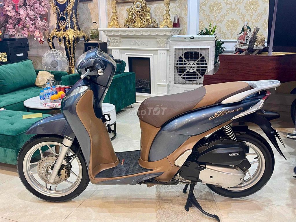 XE MÁY 68 - Honda Sh Mode Abs 2019 Xanh Lướt. Mua bán Xe máy tại Quận Tây Hồ Hà Nội được đăng bởi Đức Anh hình 2