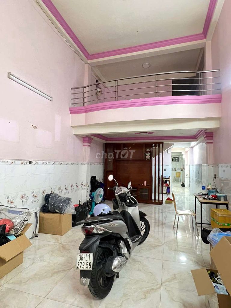 Nhà hẻm 6M đường TÂN KỲ TÂN QUÝ, 4x18m, 2 lầu, 5PN, giá 14 Triệu