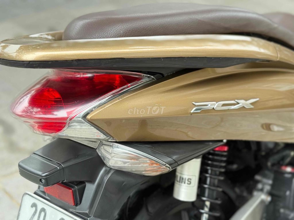Pcx cực kỳ chất lượng xe Zin êm có smartkey 29G1. Mua bán Xe máy tại Quận Ba Đình Hà Nội được đăng bởi Xe Máy Nam Thi hình 3