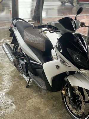 Yamaha Nouvo LX Trắng đen máy êm ngon chất. Mua bán Xe máy tại Thành phố Buôn Ma Thuột Đắk Lắk được đăng bởi XE MÁY ĐÔNG TÚ